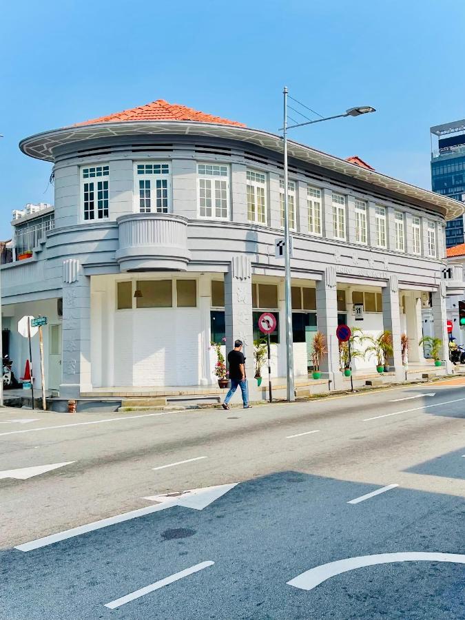 111 Hutton Lane Hostel George Town Exterior photo